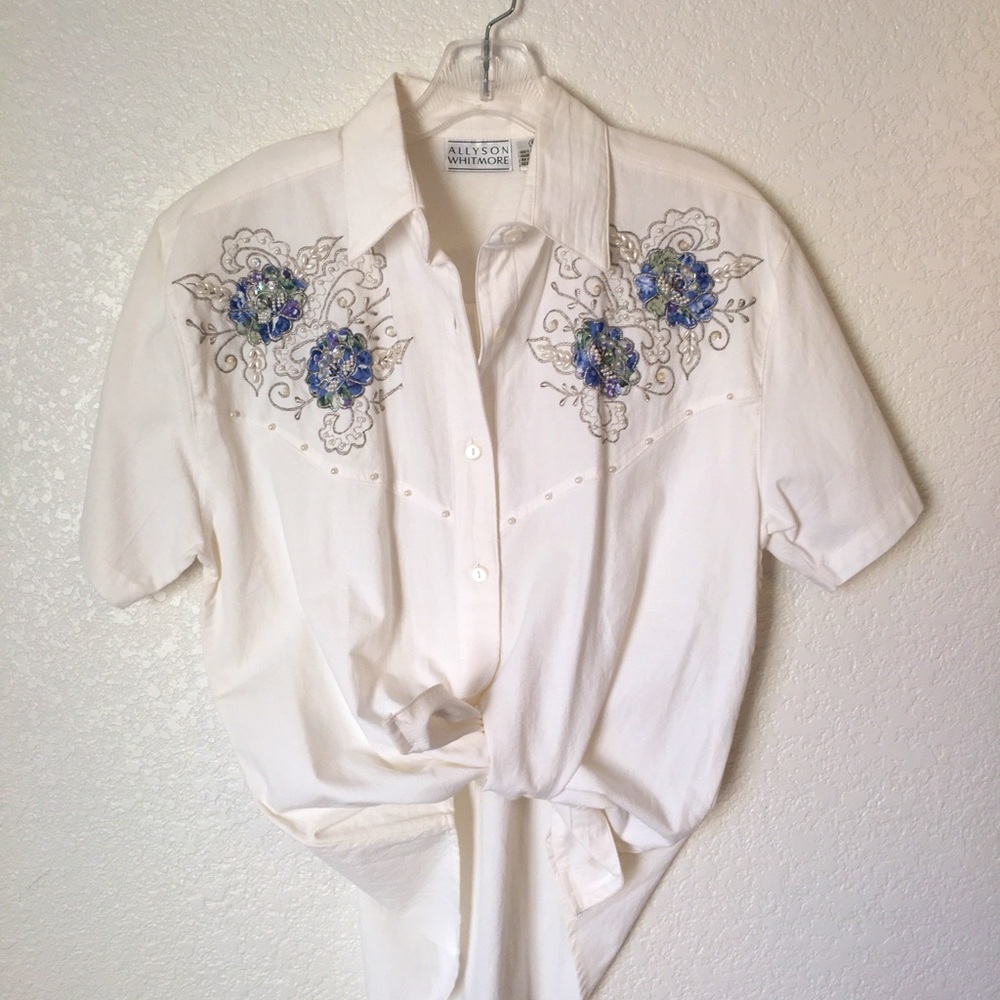 ❄️VTG embellished button down cotton shirt